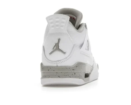 Air Jordan 4 Retro White Oreo – rear heel single shoe view showing cement speckle detail