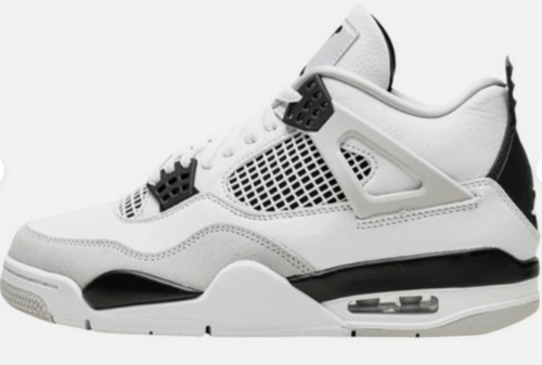 Air Jordan 4 Retro Military Black – single shoe lateral side profile view