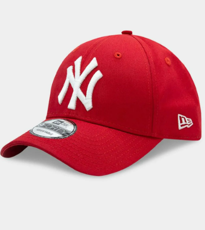 New Era NY Yankees 9Forty Cap Black – rear view showing New Era logo and adjustable strap